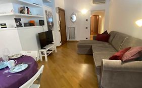 Sweet Home Laurina